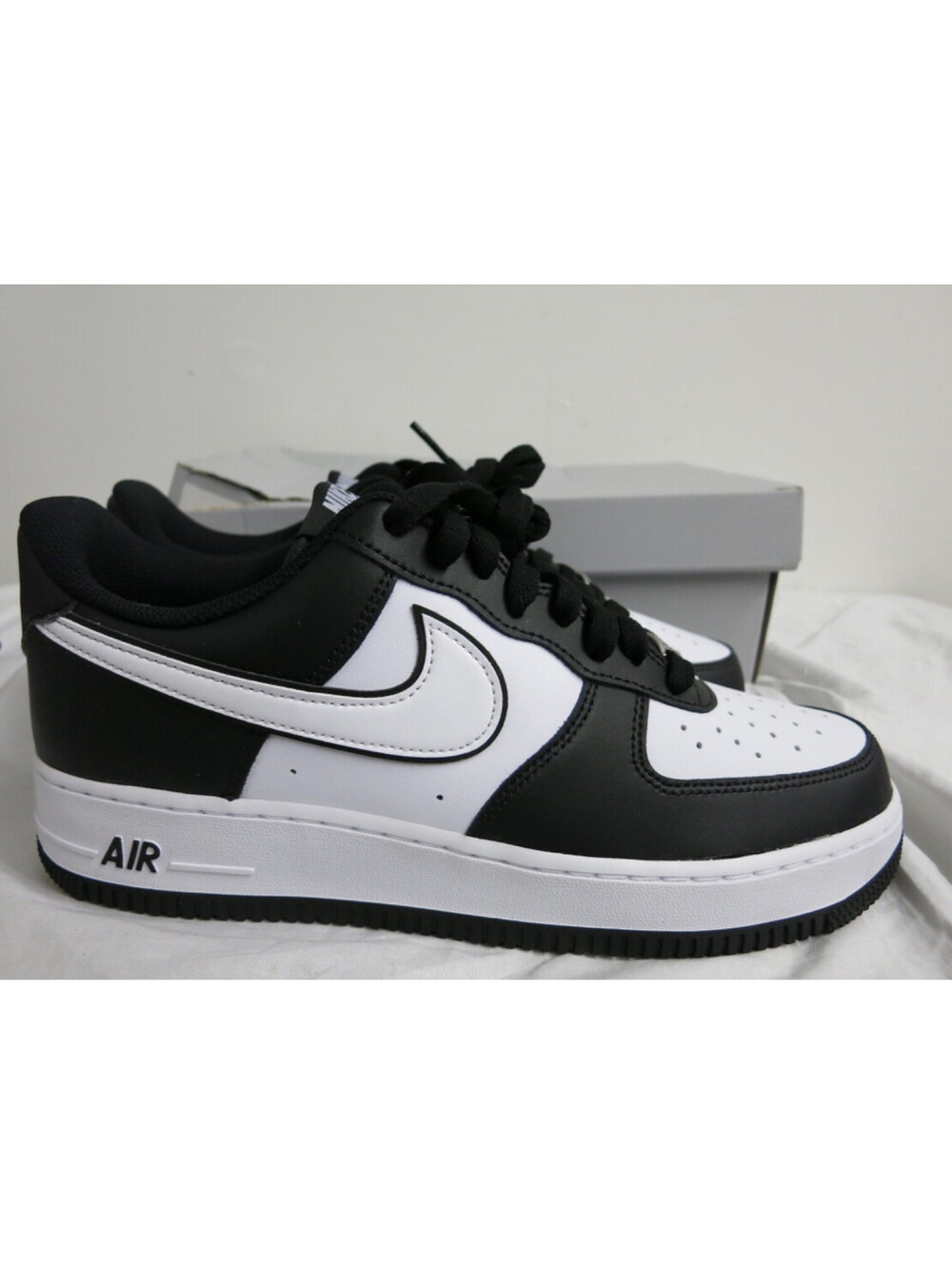 Nike Air Force 1 Low "Panda" Black White DV0788-001 Men's shoes sz 9.5